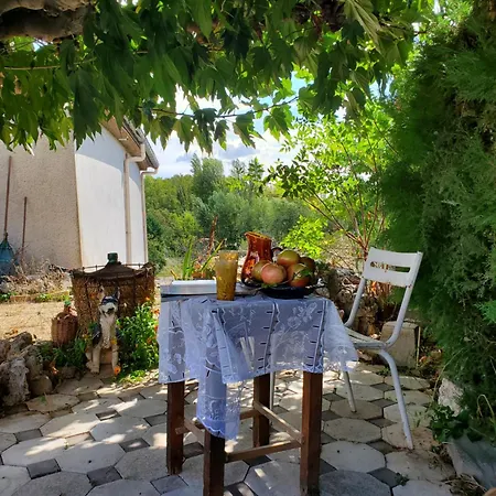 Manoir - Powered By Lieu- Bed & Breakfast